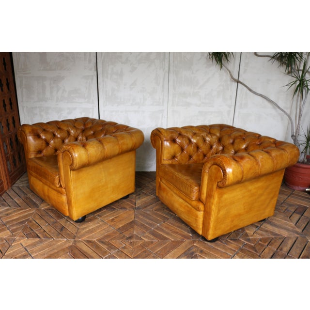 1950s Vintage Pair of Brown Honey Leather Chesterfield Club Chairs — England, Circa 1950 For Sale - Image 5 of 18