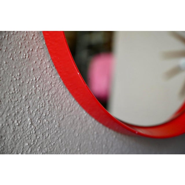 Round Pop Art Mirror in Bright Red Plastic, 1960s For Sale - Image 3 of 6