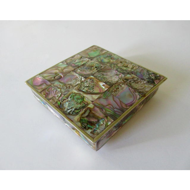 1960s Vintage C.1960's Mexican Taxco Signed Silver Plate Trim & Abalone Emblazoned Lidded Keepsake Box. For Sale - Image 5 of 13