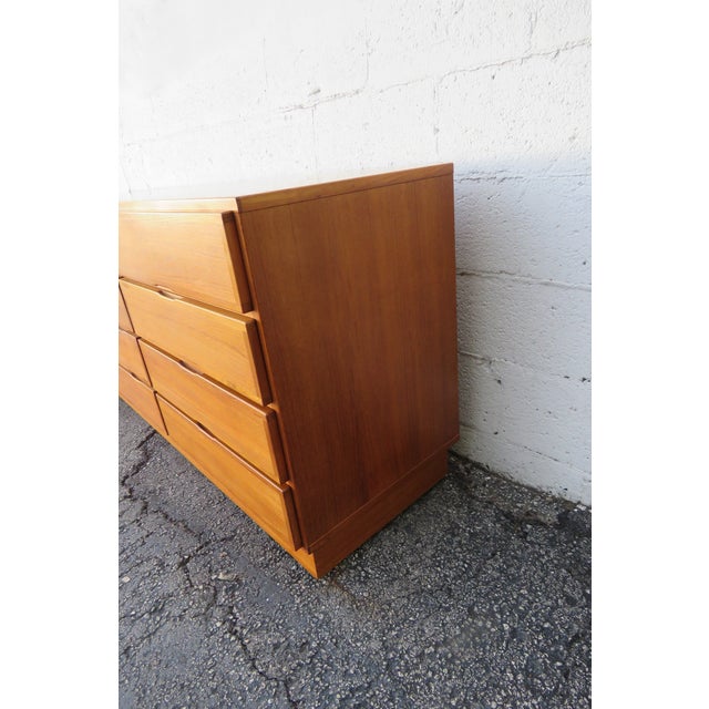 Mid Century Danish Modern Long Dresser Sideboard Tv Media Console For Sale - Image 10 of 12