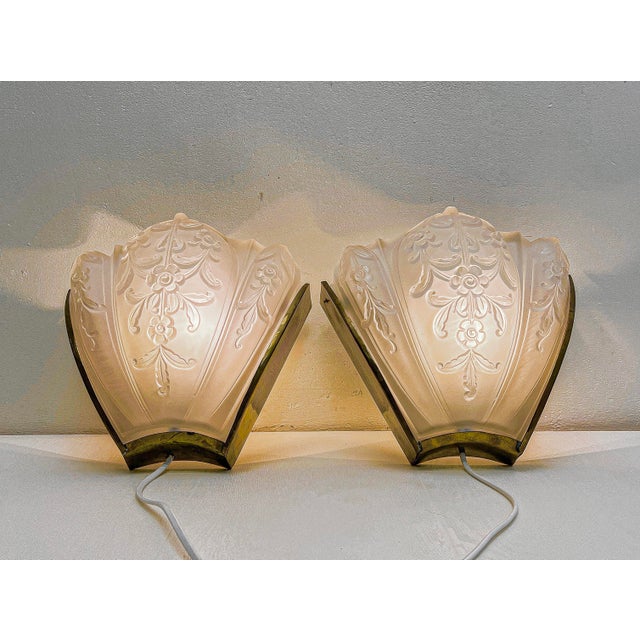 Art Deco Style Brass and Glass Wall Lamps, France, 1940s, Set of 2 For Sale - Image 6 of 18