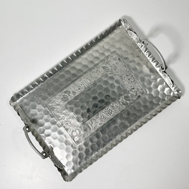 American 1950s Vintage Boho Chic Arts & Crafts Hand Wrought Etched Aluminum Serving Tray For Sale - Image 3 of 13