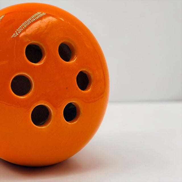 1970s Sculptural Orange Ceramic Vases, Italy, 1970s, Set of 2 For Sale - Image 5 of 11