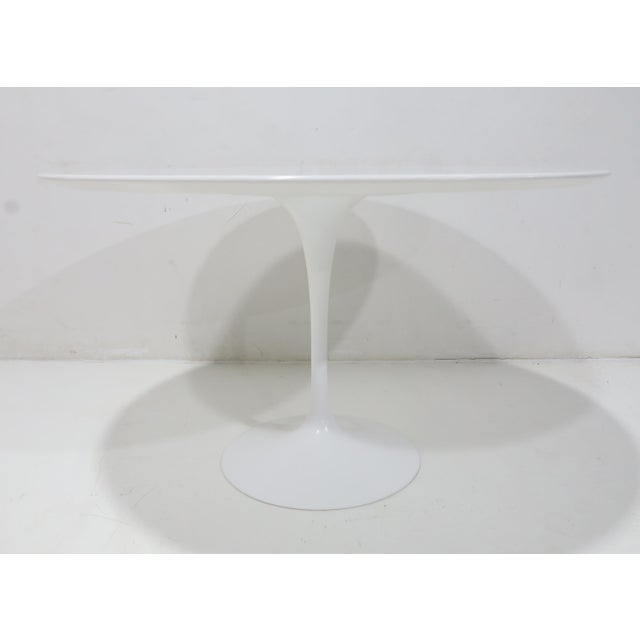 Eero Saarinen for Knoll Tulip Table, 47" For Sale - Image 9 of 10