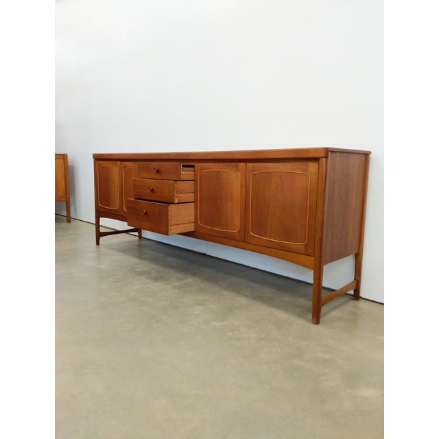 1960s Vintage Mid Century Modern Teak Credenza by Nathan, Attributed For Sale - Image 5 of 10