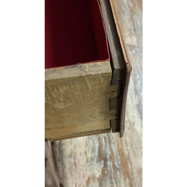 Louis XV Provençal Wardrobe in Walnut and Marquetry, 1750, in Good conditions. Designed before 1890