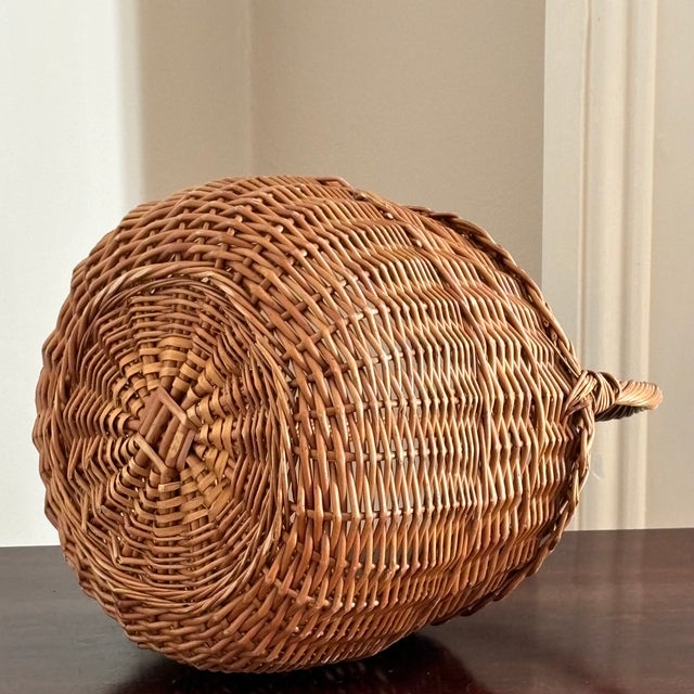 Mid-20th Century Round French-Style Gathering / Market Basket For Sale - Image 16 of 18
