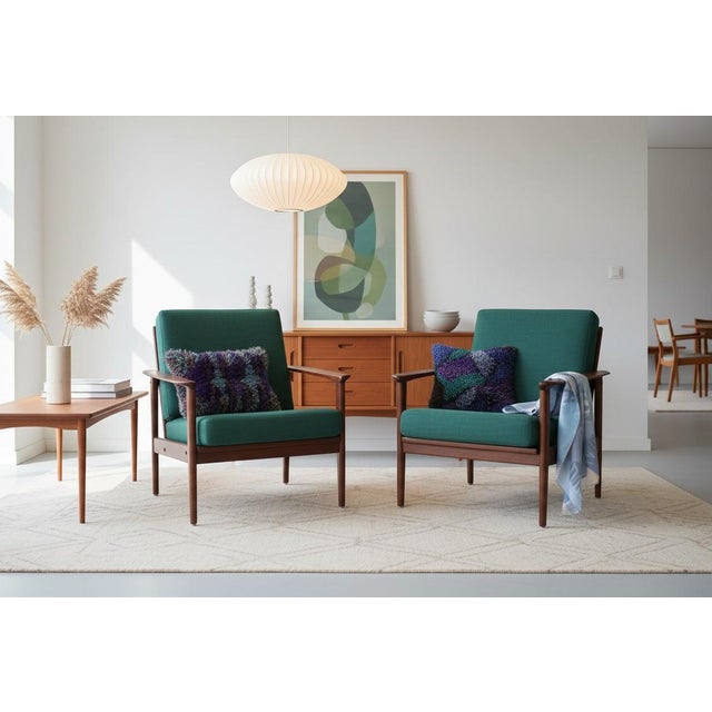 Wood Danish Lounge Chair in Walnut with Cushions Reupholstered in Wool Fabric, 1960s For Sale - Image 7 of 18