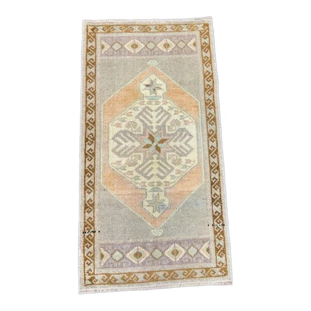 Turkish Yastik Rug 1'9" x 3'3" For Sale