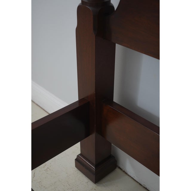 Henkel Harris Model 307 Mahogany Queen Size Poster Bed For Sale - Image 11 of 17