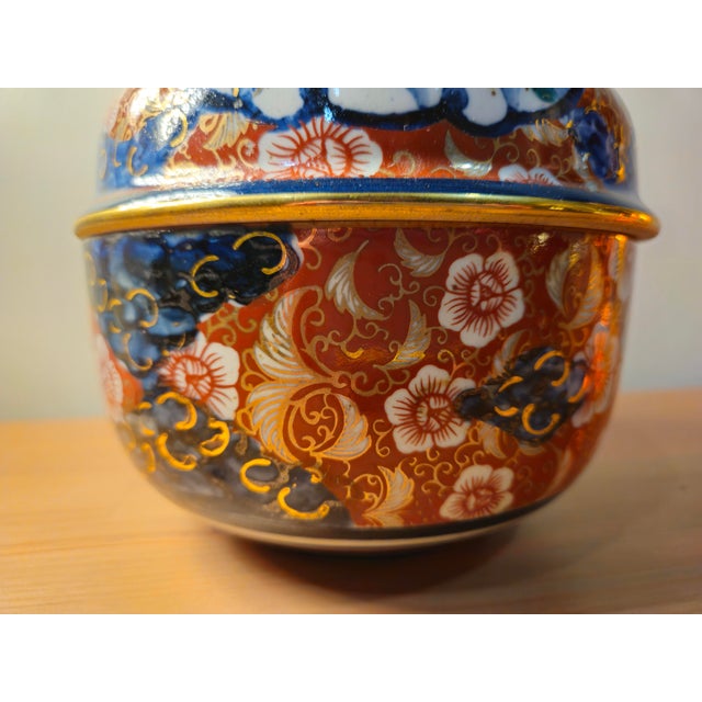 1900 - 1909 Early 19th C Rare Imperial Imari Japan Porcelain Shi Shi Foo Dog Bowl For Sale - Image 5 of 9