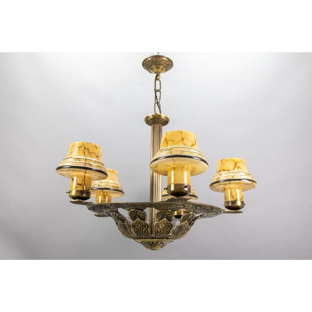 French Art Deco Bronze Chandelier with Marbled Beige Mushroom Glass Shades, 1930s For Sale - Image 13 of 18
