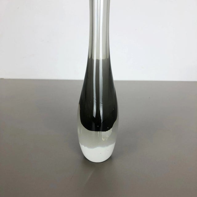 Italian Grey Murano Glass Sommerso Single-Stem Vase from Flavio Poli, 1960s For Sale - Image 10 of 17