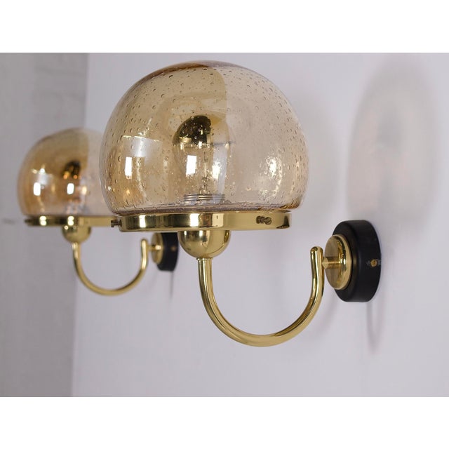 Mid-Century Modern Brass and Bubble Crystal Wall Sconces, 1970s, Set of 2 For Sale - Image 3 of 7