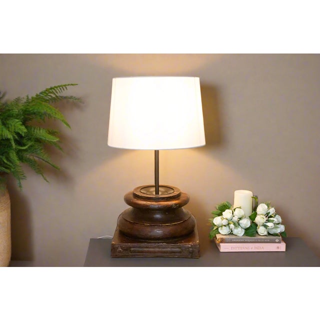 This extraordinary table lamp is a testament to the architectural heritage and artistic legacy of India. Crafted from the...