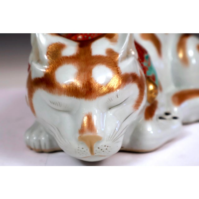 1930s Vintage Japanese Kutani Porcelain Sleeping Cat Figure Circa 1930 Large 10" For Sale - Image 5 of 9