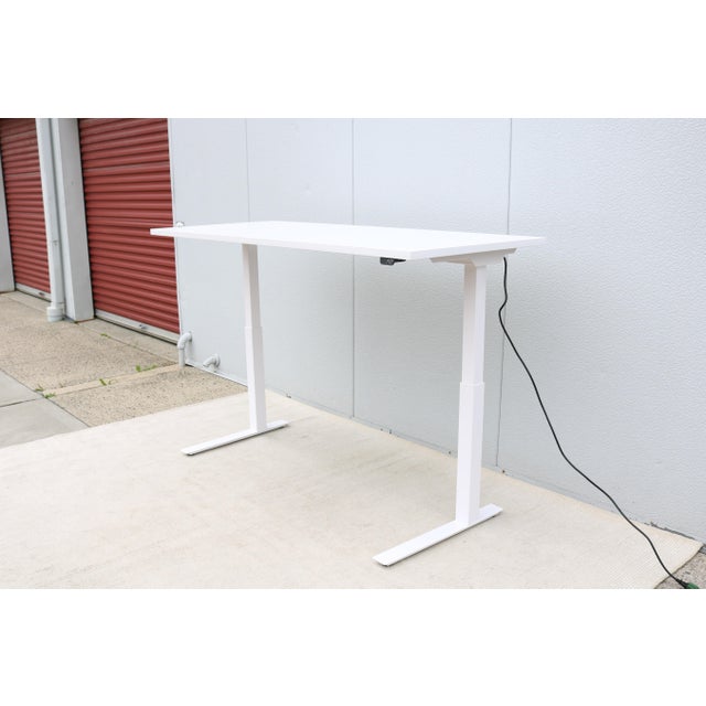 2020s Knoll K. Stand Electric Height-Adjustable Rectangle White Table Desk For Sale - Image 5 of 18