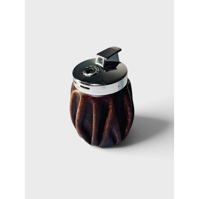 Leather Ashtray and Lighter from Savinelli Milano, Italy, 1970s, Set of 2 For Sale - Image 3 of 5
