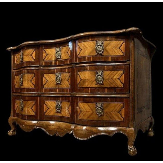 18th Century Louis XV Arbalète Commode in Marquetry of Woods For Sale - Image 3 of 5