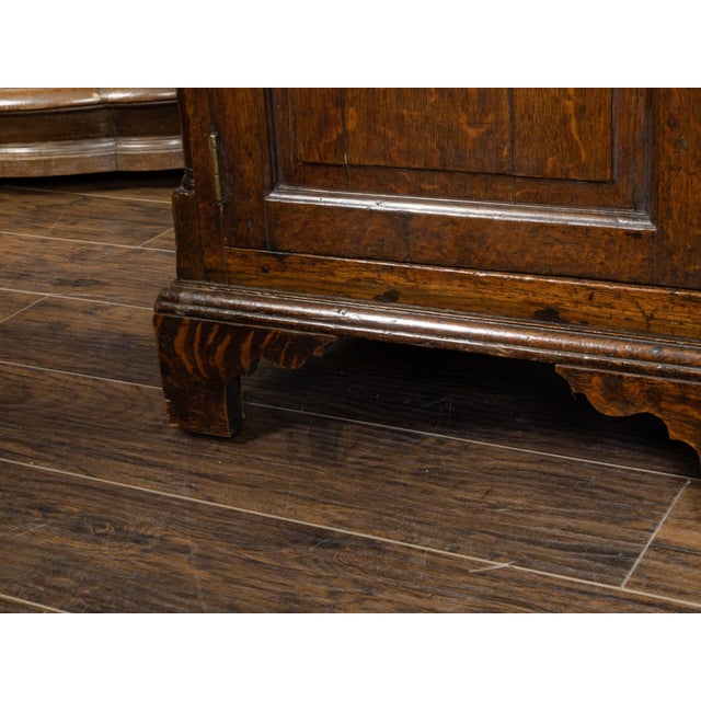 English Georgian Period 1800s Oak Dresser Base with Five Drawers and Two Doors For Sale - Image 4 of 12