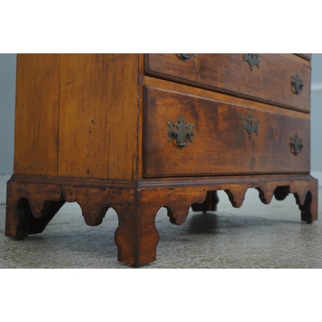 Antique American Maple 6 Drawer Chest For Sale - Image 10 of 17
