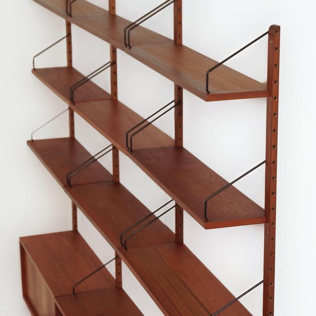 1960s Royal Modular Wall Unit in Teak by Poul Cadovius for Cado, 1960s, Set of 9 For Sale - Image 5 of 10