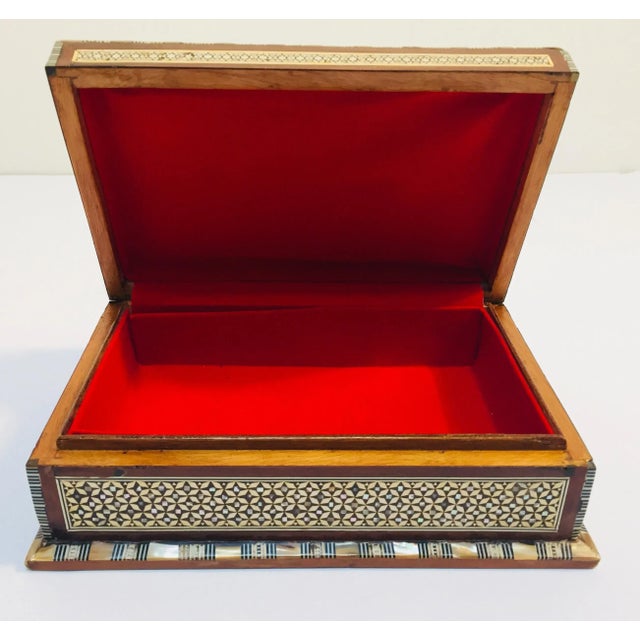 Brown Vintage Middle Eastern Moorish Mosaic Marquetry Inlay Box For Sale - Image 8 of 12