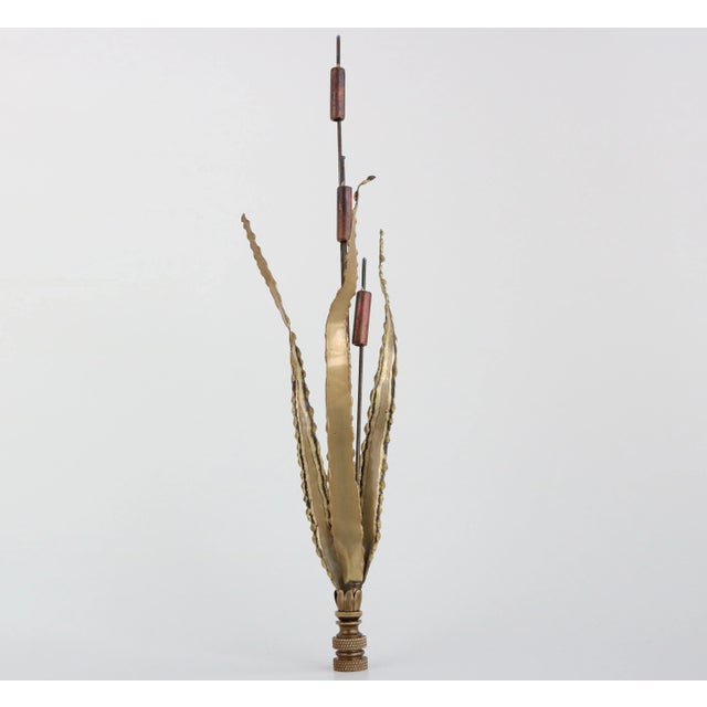 Mid-Century Modern Brutalist Metal Cattail Lamp Finial on Bronze Hardware For Sale - Image 3 of 5