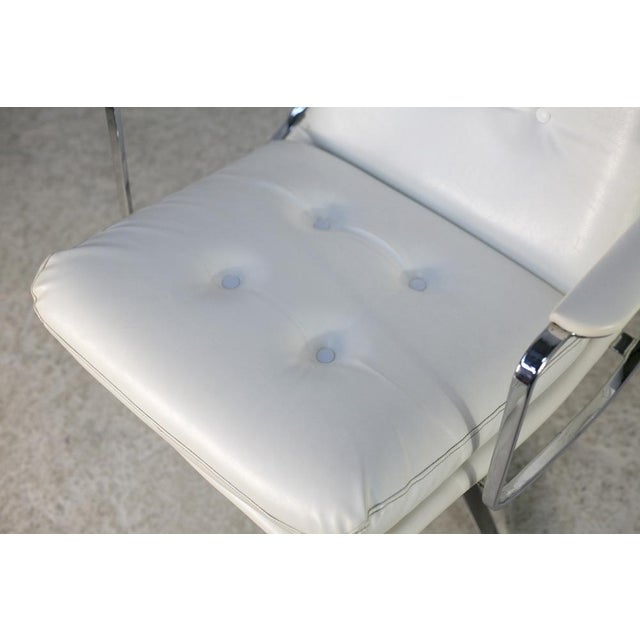 Space Age Lounge Chair in Steel and Faux Leather, France, 1970s For Sale - Image 17 of 18