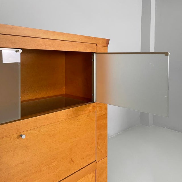 Italian Modern Oli Chest of Drawers by Chi Wing Lo for Giorgetti, 1990s For Sale - Image 10 of 17
