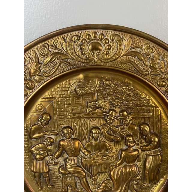 English Pair of Vintage English Embossed Brass Plates - Colonial Tavern Scene For Sale - Image 3 of 8