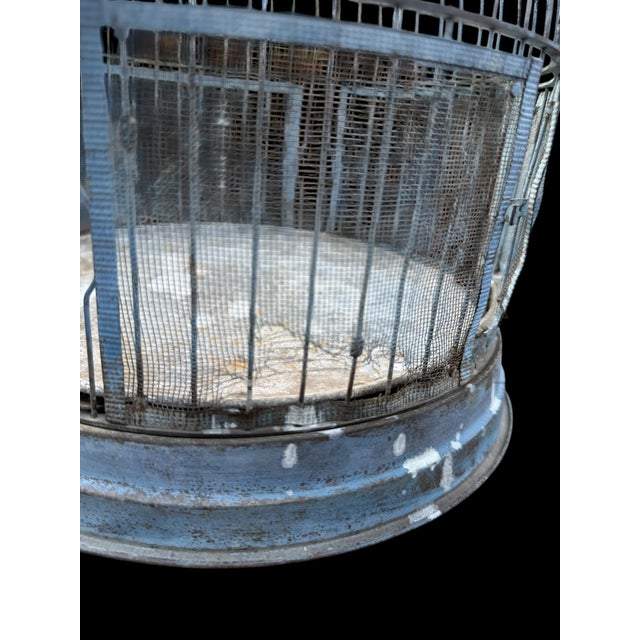 Early 20th Century Antique Birdcage Hendryx Company Blue Metal Wire For Sale - Image 5 of 12