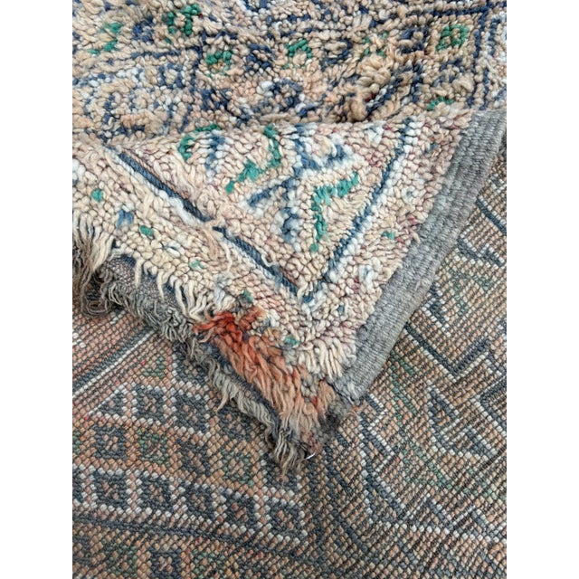 Berber Tribes of Morocco Vintage Moroccan Boujad Wool Rug For Sale - Image 4 of 10