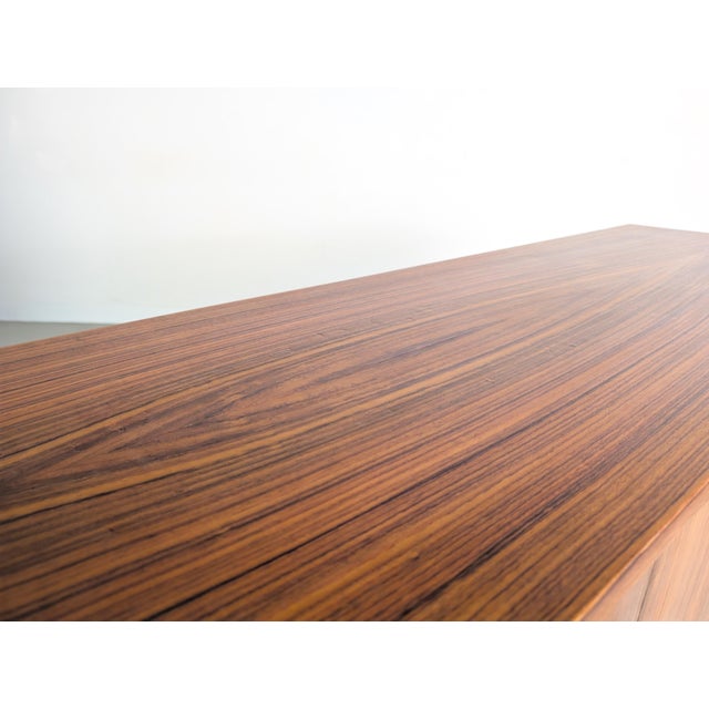 RY 25 Sideboard in Rosewood by Hans J. Wegner for Ry Møbler, 1960s For Sale - Image 16 of 17