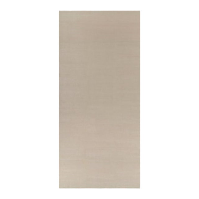 Rug & Kilim’s Oversized Contemporary Textural Solid Rug in Cream and White Tones - 11x24 For Sale