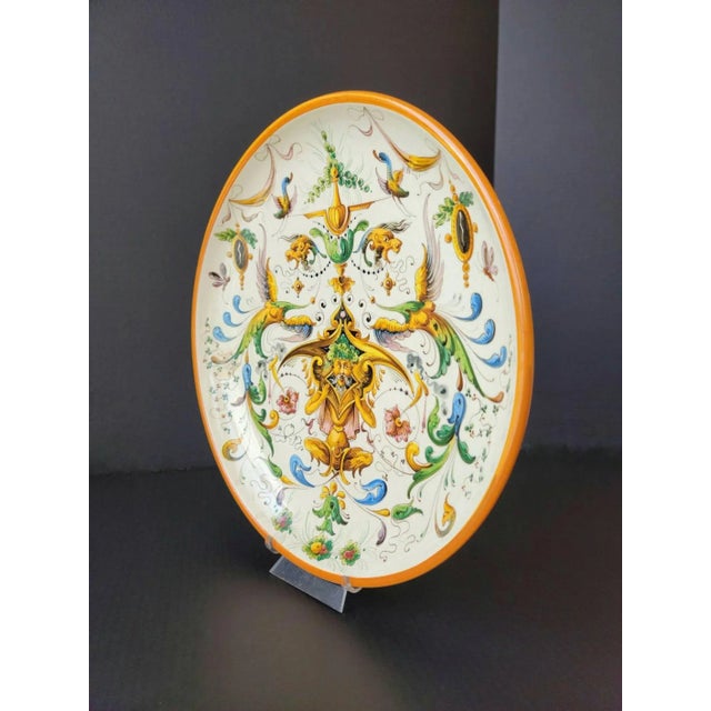 Gothic Antique Italian Renaissance Raffaellesco Grotteschi Majolica Wall Charger For Sale - Image 3 of 11