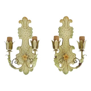 Italian Wall Lights in Cream-Colored Sheet Metal, 1950s, Set of 2 For Sale
