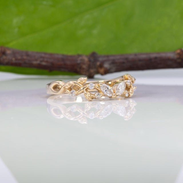 Natural Diamond Band Ring in Solid 14k Gold | Classic Diamond Wedding Band, Size 5.25 For Sale - Image 9 of 11