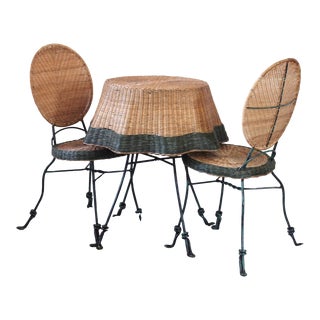 1980s Ghost Wicker Table With 2 Chairs - Set of 3 For Sale