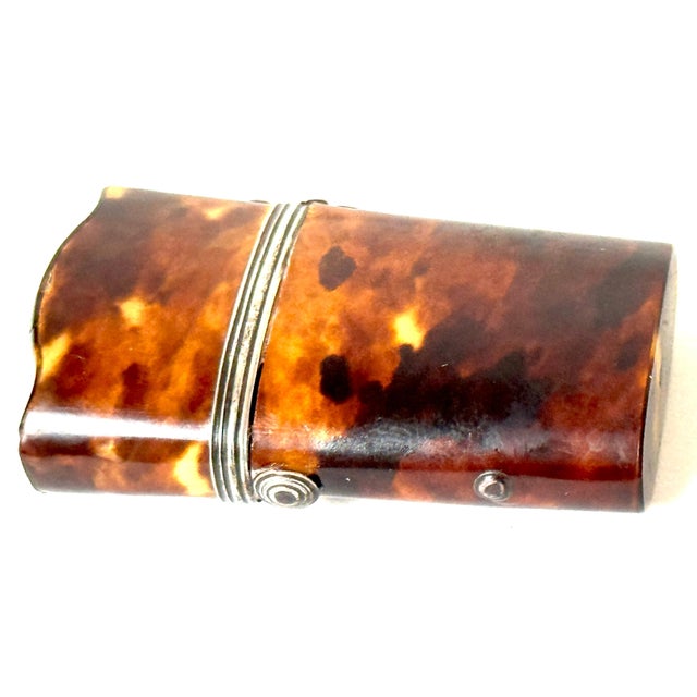 Brown 18th Century Tortoiseshell and Silver-Mounted Perfume Etui with Glass Bottle For Sale - Image 8 of 11