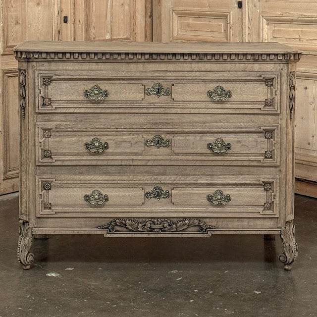 18th Century French Louis XVI Commode ~ Chest of Drawers in Stripped Oak For Sale - Image 4 of 18