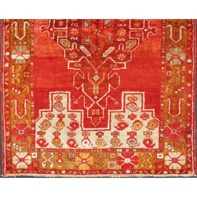 Textile Colorful Antique Turkish Oushak With Red, Rose, Ivory, Yellow-Green & Yellow For Sale - Image 7 of 14
