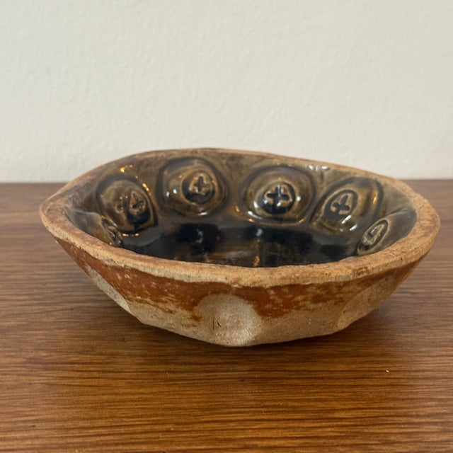 American Vintage Hand Thrown Studio Pottery Bowl With Impressed Circular Motif For Sale - Image 3 of 5