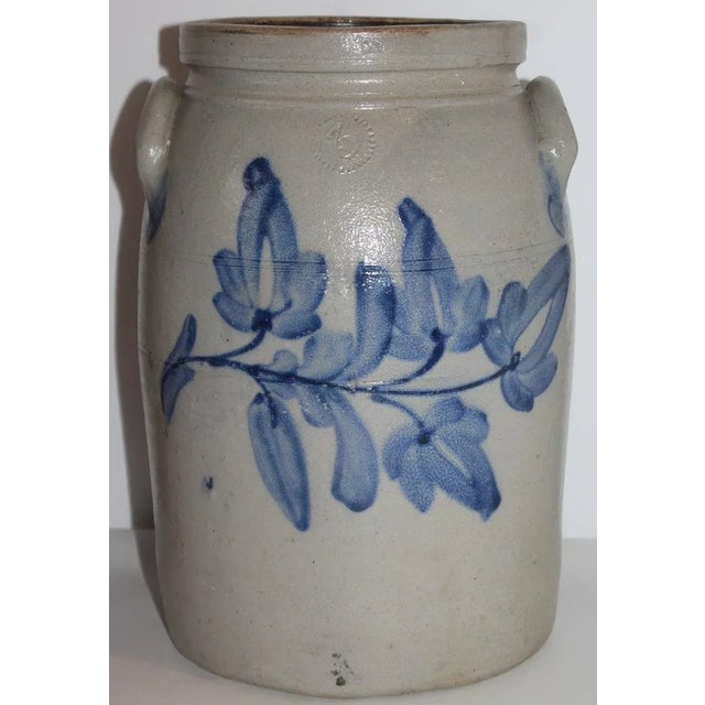 19Thc Original Decorated salt glaze crock from south Western Pennsylvania.This crock is in mint condition. Such a great form.