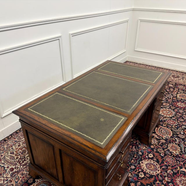 Classic English Chesterfield Desk in Green Leather by RAC For Sale - Image 16 of 18