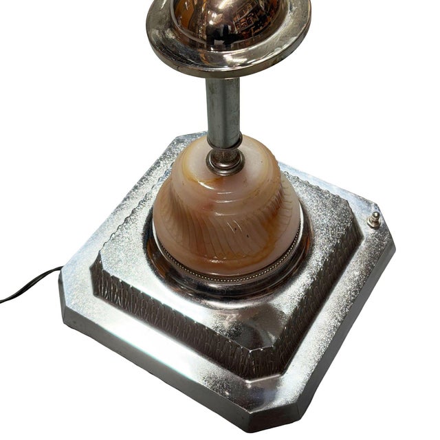 Metal 1930s Light Up Chrome Airplane Streamline Art Deco Drink Side Glass Top Table W/ Art Glass Base For Sale - Image 7 of 9