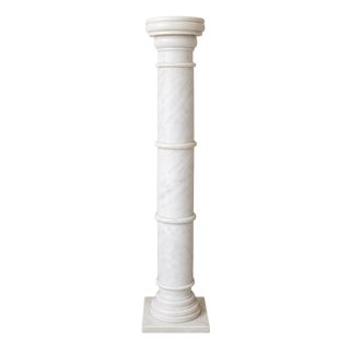 Column in White Marble For Sale