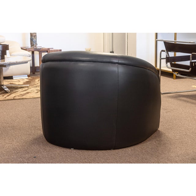 Postmodern Pair of Custom Made Classic Gallery Black Leather Vintage Modern Club Chairs For Sale - Image 3 of 9