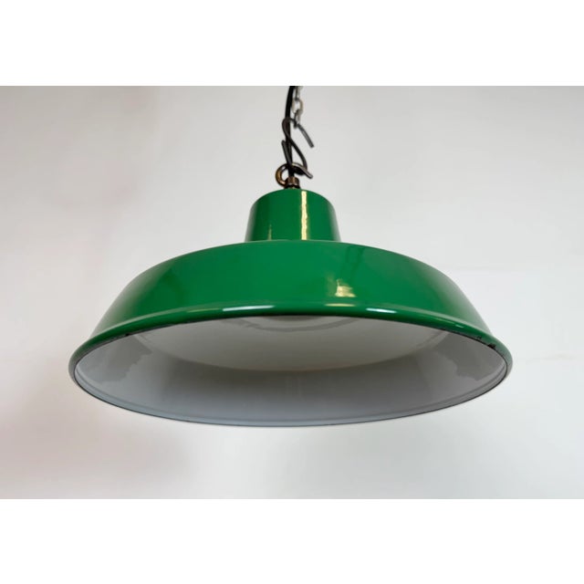 1960s Industrial Green Enamel Factory Pendant Lamp, 1960s For Sale - Image 5 of 16
