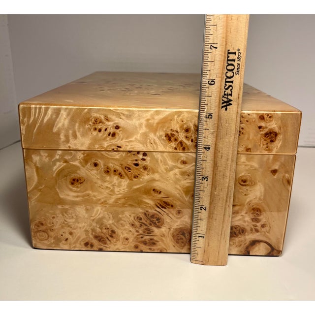 Cuervo Y Sobrinos Swiss-Made Polished Maple Wood Watch & Cigar Presentation Box For Sale - Image 13 of 13